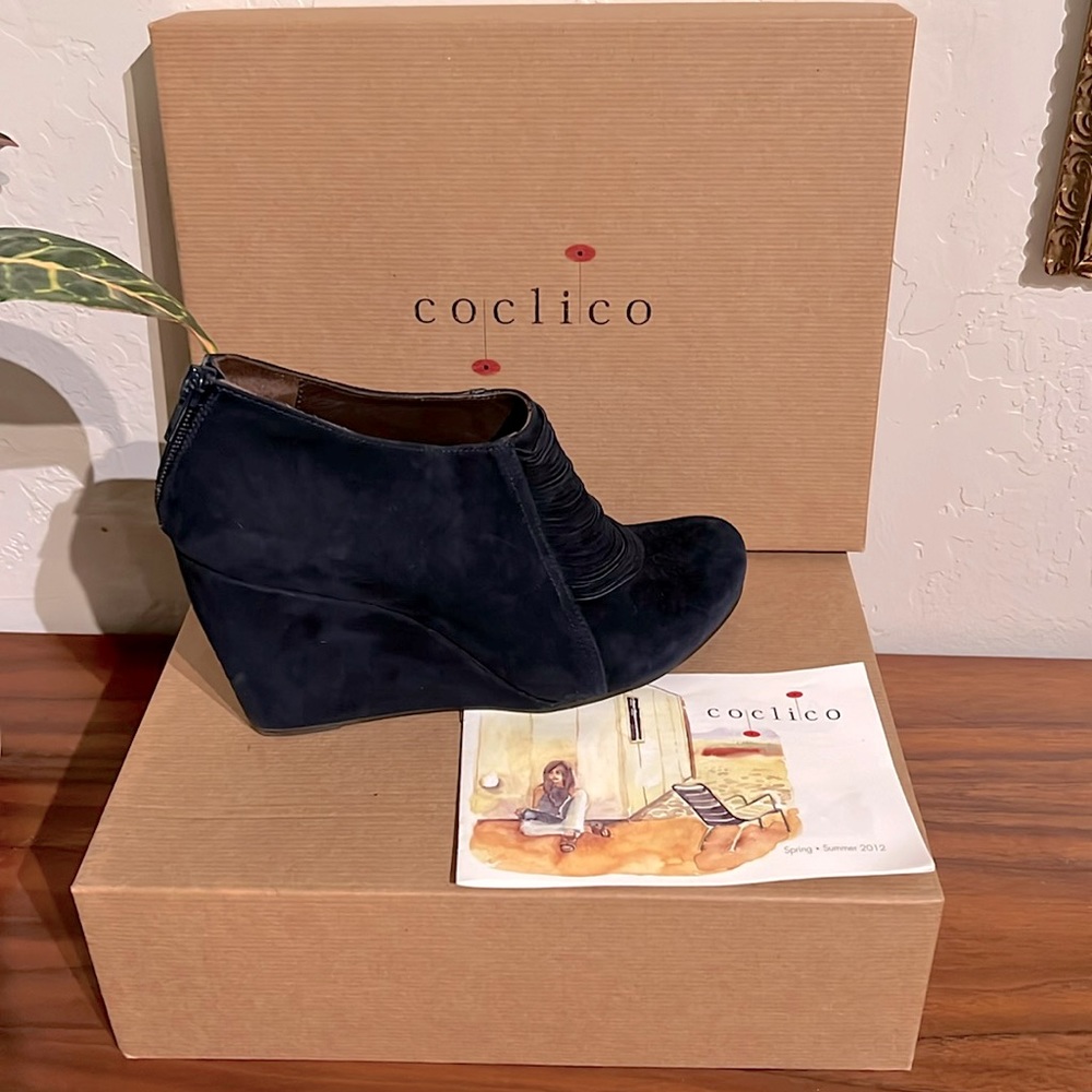 Coclico Booties Navy Blue Suede Wedge Heel Size 38 IT/7 US